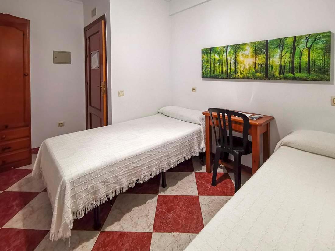 Pension Hidalgo 1 Ουτρέρα Εξωτερικό φωτογραφία
